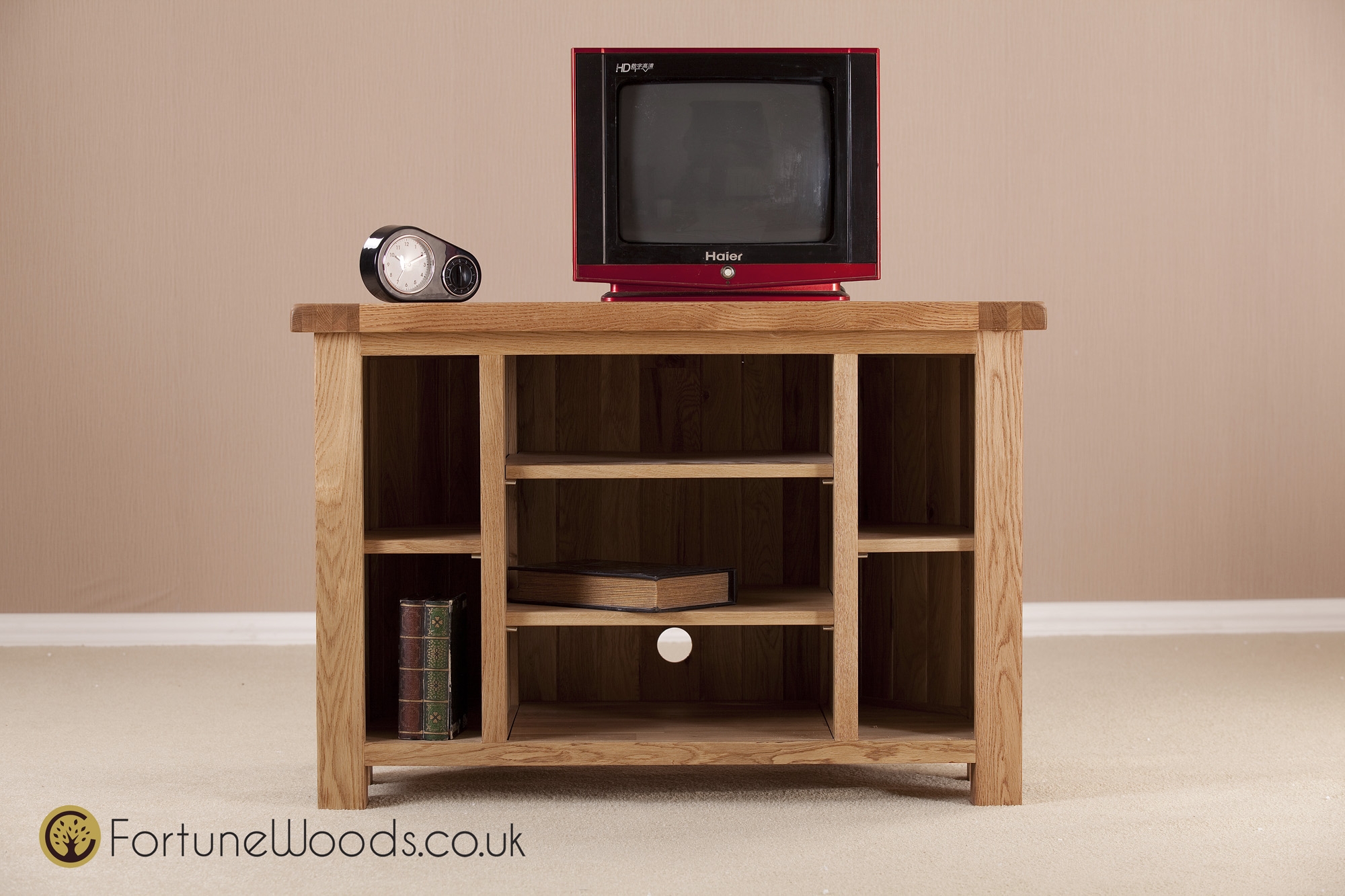 Fortune Woods Country Corner Video Unit