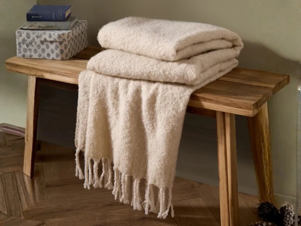 Wylder Isla Woven Tasselled Throw 130 x 180cm