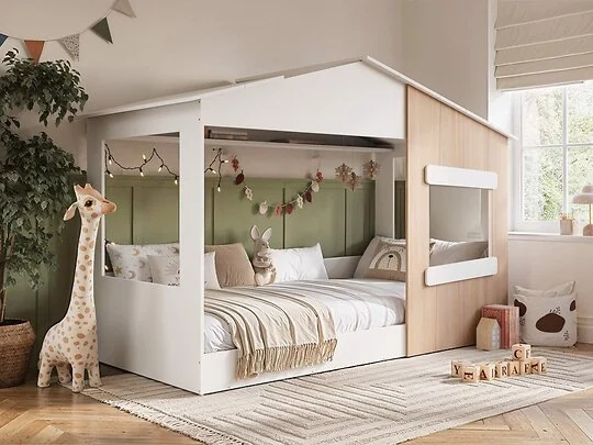 Flair Dreamland Montessori house floor bed
